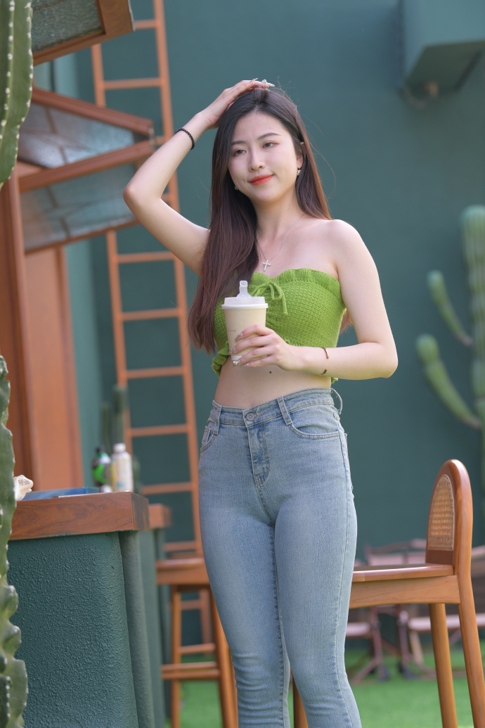 欧美精品视频第一页黑人